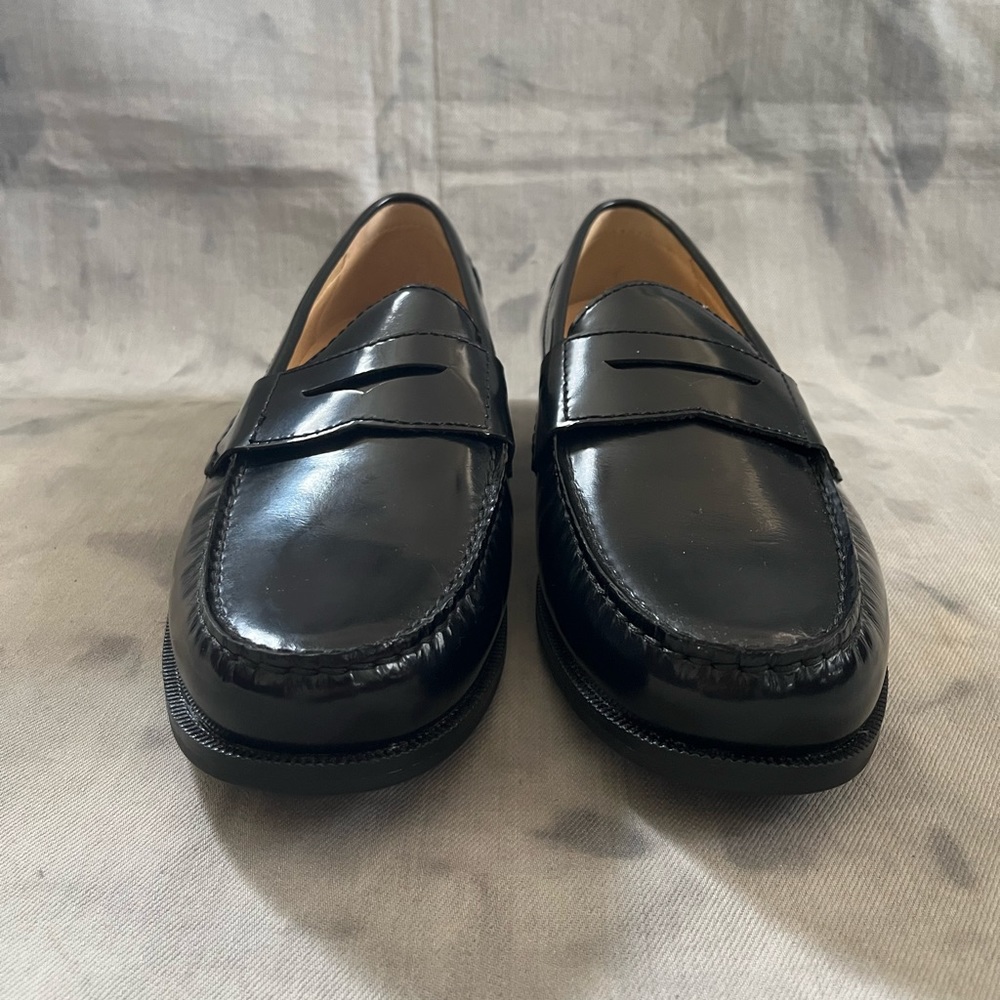 G.H. Bass and Co. Larson Weejuns Loafers - Picture 2 of 10